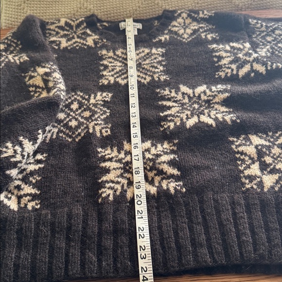 Brown and Cream Snowflake Sweater LLBean Wool - Picture 10 of 12